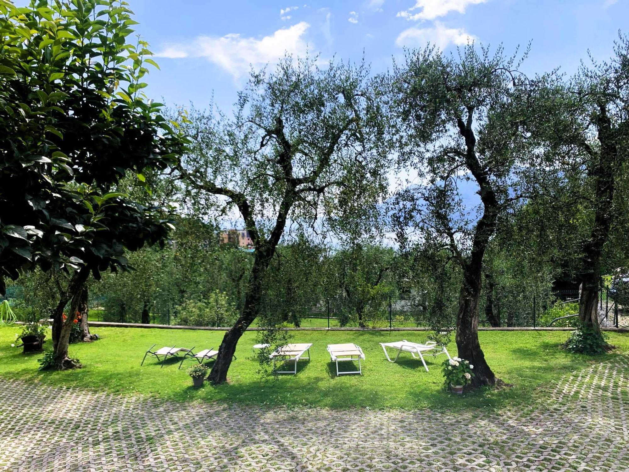 Appartamento Viola Malcesine Exterior foto